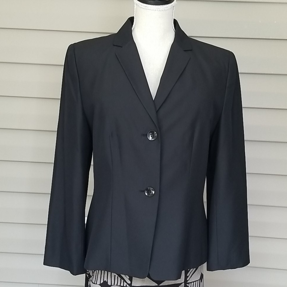 ❣GUC❣ Ann Taylor Silk Blazer Size 10